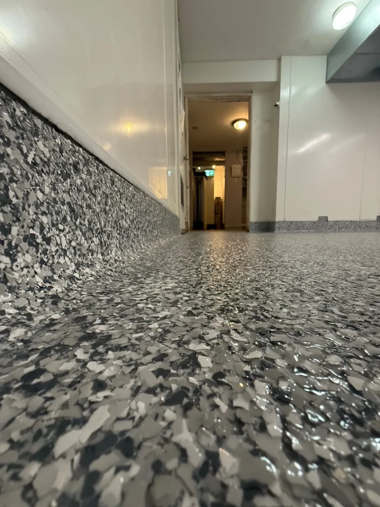 Salvatore's kitchen & dining room - completed floor by Top Coat Epoxy